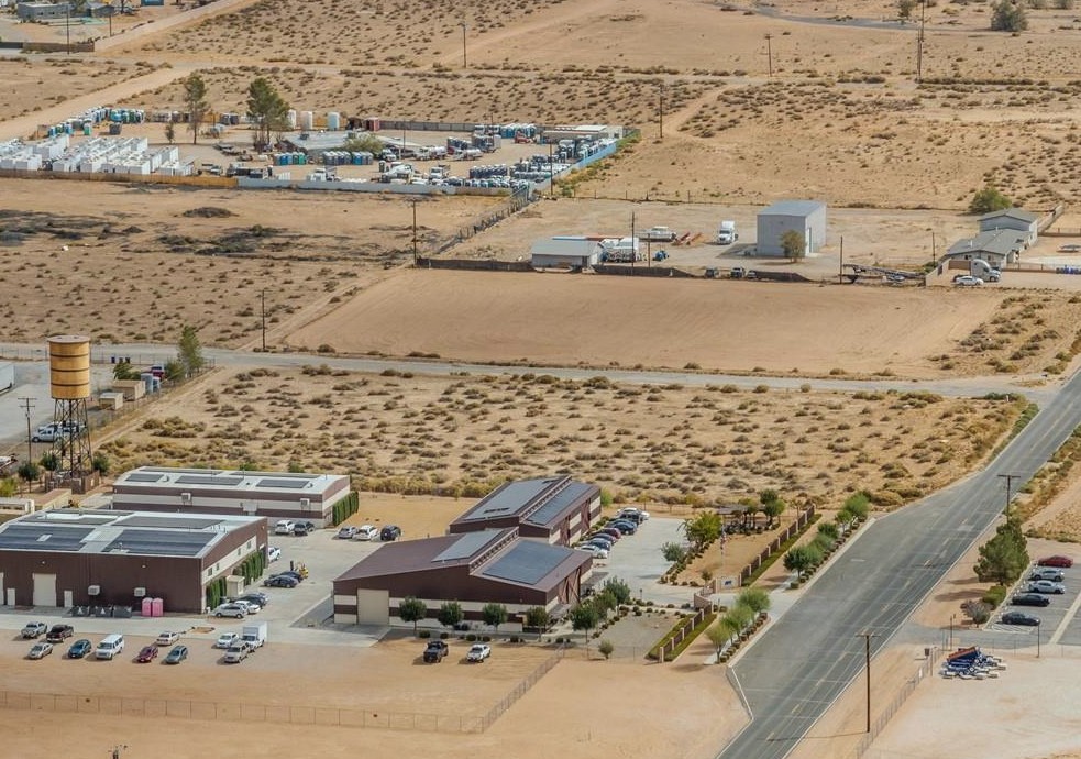 Aerial area context near Waalew Road industrial corridor in Apple Valley, California