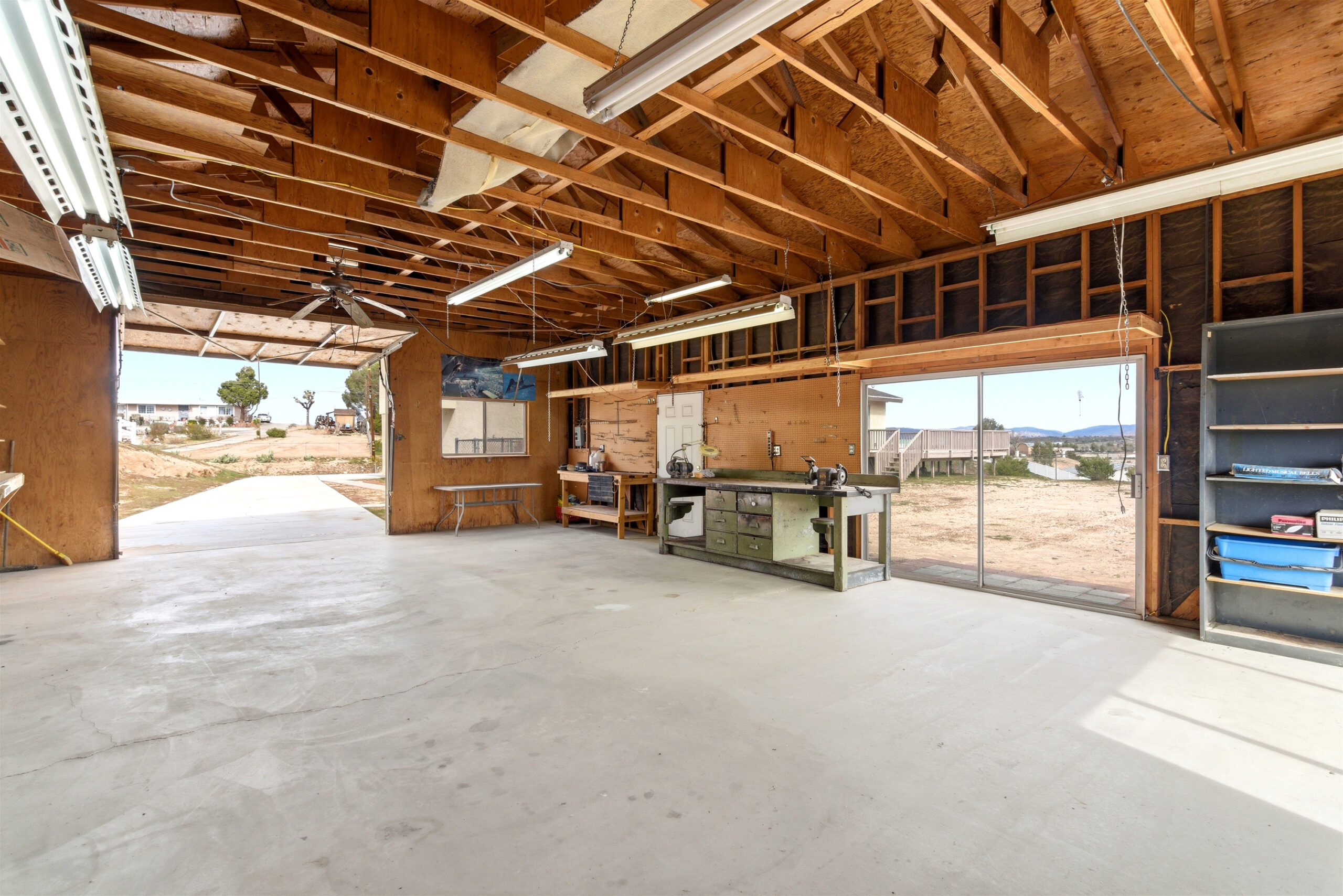 Detached RV garage workshop at 18785 Talisman in Hesperia